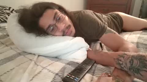 Snapshot of xxjasoneecxx chatting on January 24, 4:27 am XxJasoneecxX online show from January 24, 4:27 am