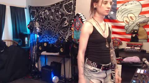 Lilith online show from September 19, 4:49 am