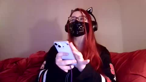 Snapshot of xxmommyraexx chatting on October 29, 12:56 am Mommy online show from October 29, 12:56 am