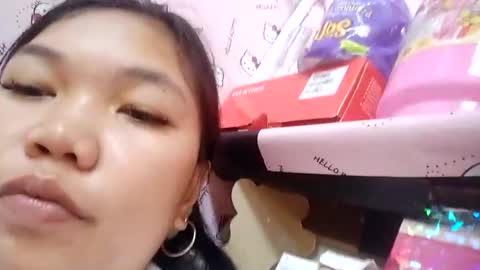 xxnewsweetasianxx online show from December 26, 12:36 am