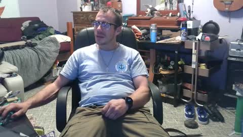 xxScubaStevexx online show from October 29, 10:43 pm