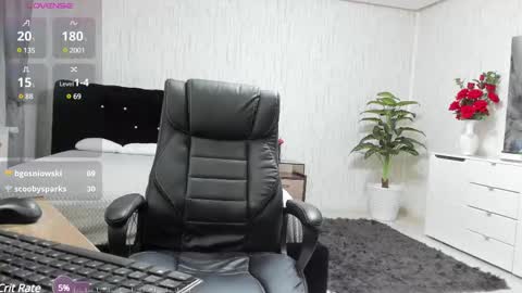 Snapshot of xxsecretdesirexx chatting on February 12, 1:19 am xxsecretdesirexx Catalina online show from February 12, 1:19 am