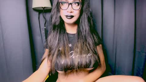 Lara online show from December 4, 2:14 am