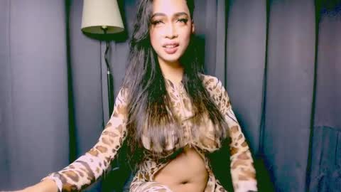 Lara online show from January 14, 4:39 pm