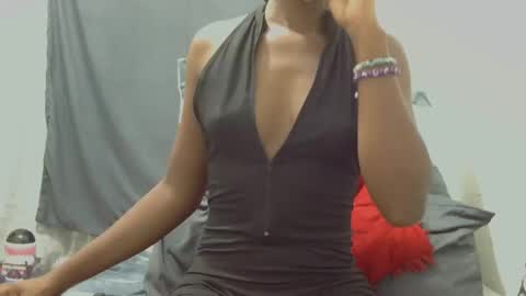 xxsexytalia28 online show from February 9, 11:15 pm