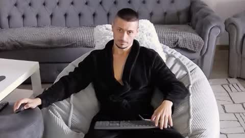 xxx_alejandro online show from September 29, 8:13 am