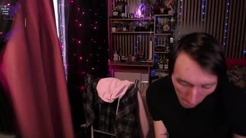 Ray and Andy online show from May 13, 9:52 am
