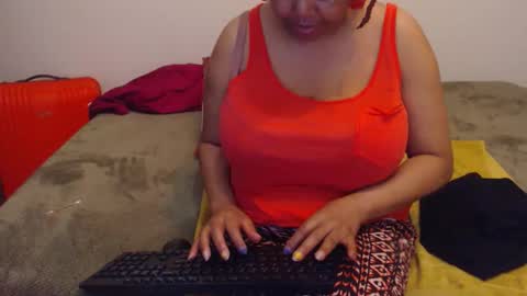 Ayanda online show from April 7, 4:42 pm