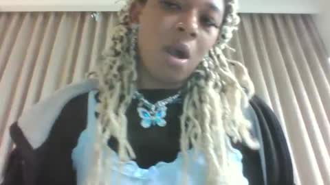 Danielle online show from February 27, 11:30 pm