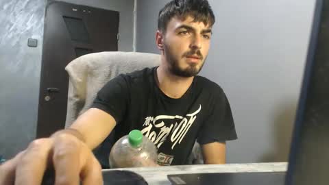 xxxdonpuiuuxxx online show from October 5, 4:14 pm