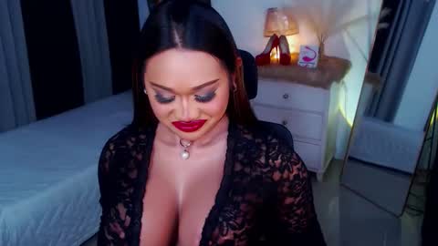 OLIVIA online show from March 7, 5:06 pm