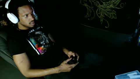 xxxjrstrokesxxx online show from February 26, 7:53 pm