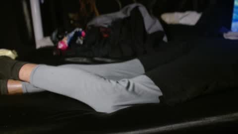 xxxjrstrokesxxx online show from February 7, 2:36 am