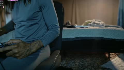 xxxjrstrokesxxx online show from March 12, 5:17 pm