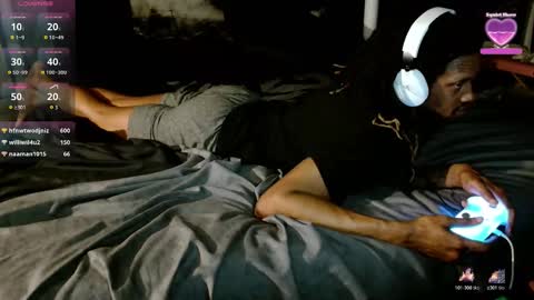 xxxjrstrokesxxx online show from November 20, 9:34 pm