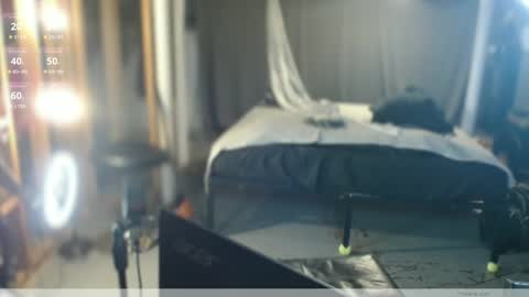 xxxjrstrokesxxx online show from May 21, 2:07 am