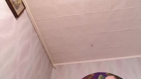 isa and gonzo online show from September 28, 10:02 am