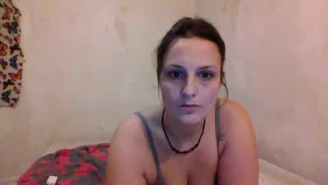 Snapshot of xxxmistymoansxxx chatting on February 19, 7:28 am Misti online show from February 19, 7:28 am