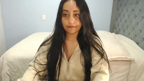 Lunhaa   online show from October 1, 9:52 am