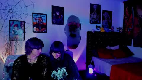 xzerox_ online show from February 3, 6:22 am