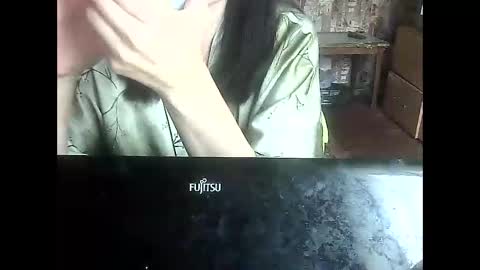Snapshot of yanafiesta chatting on September 18, 9:35 am yanafiesta online show from September 18, 9:35 am