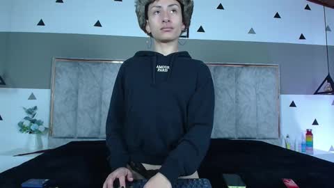 YANG online show from March 1, 12:53 pm