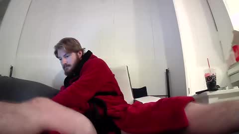 Snapshot of yankmyfrank chatting on February 14, 1:45 am yankmyfrank online show from February 14, 1:45 am