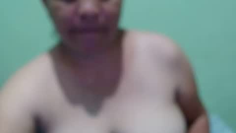 yann40247 online show from May 17, 5:11 pm