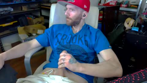 yannb35 online show from February 11, 2:14 am