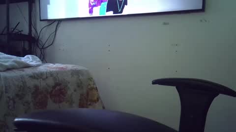 Snapshot of yannisv chatting on February 10, 7:07 pm yannisv online show from February 10, 7:07 pm