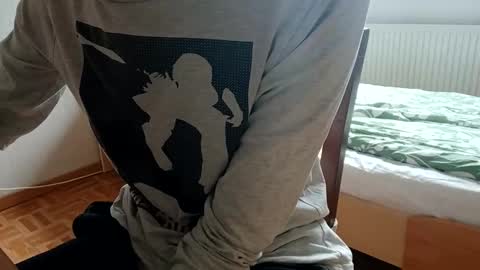 yanp541 online show from October 19, 11:15 am