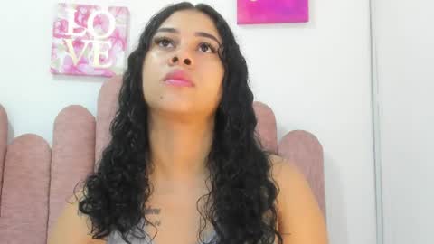 yara10_ online show from June 9, 12:27 pm