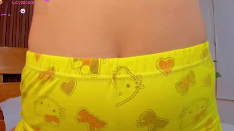 yaya23x online show from September 29, 2:16 pm