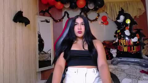 YAYA online show from October 23, 9:15 pm