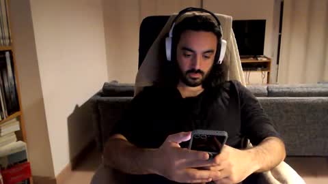 yeeaahoo online show from February 14, 8:00 pm