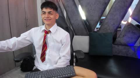 yef_thinn online show from October 21, 3:22 am