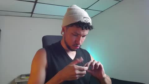 yeff online show from October 30, 2:01 am