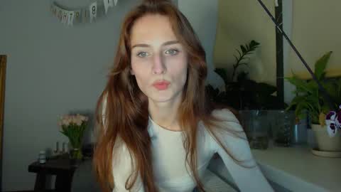 Zoe online show from March 12, 9:35 pm