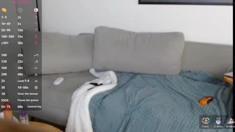 yesplesae online show from October 21, 10:09 am