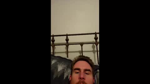 yesqueenyesqueen online show from January 10, 11:37 am