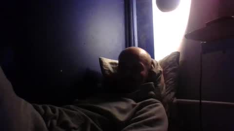 yewloo online show from November 11, 7:16 pm