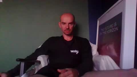 yewloo online show from September 8, 4:17 pm