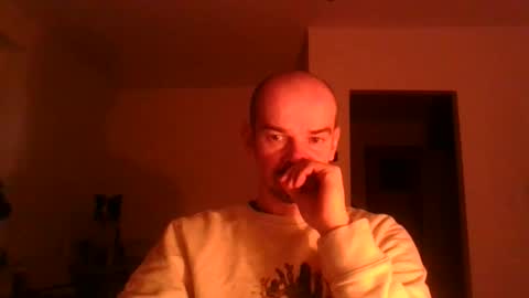 yewloo online show from January 18, 3:32 pm