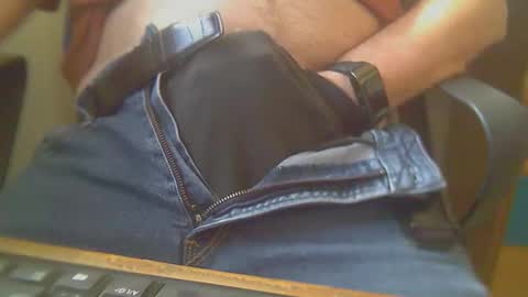 yigalb_ online show from September 25, 12:01 pm