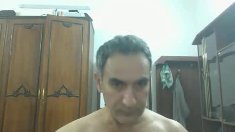 yilmazburak80 online show from September 14, 1:23 pm