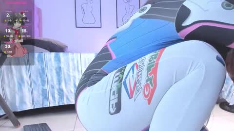 Yiovanna online show from December 4, 12:27 pm