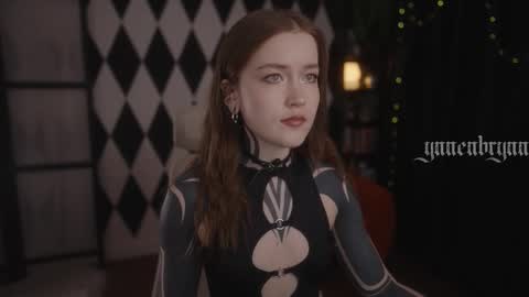 ynnenbrynn online show from October 9, 7:03 am