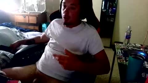 yobleez online show from May 31, 5:28 am