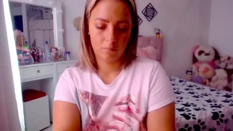 yokiko online show from December 20, 2:26 pm