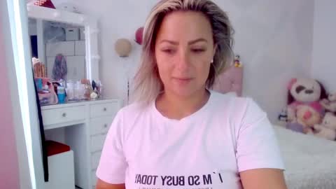 yokiko online show from December 23, 3:11 pm